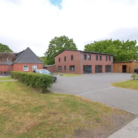 Zur-werkstatt 아파트